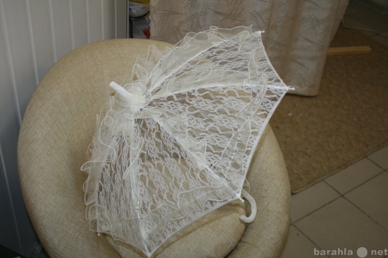 Предложение: Свадебный кружевной зонтик напрокат
