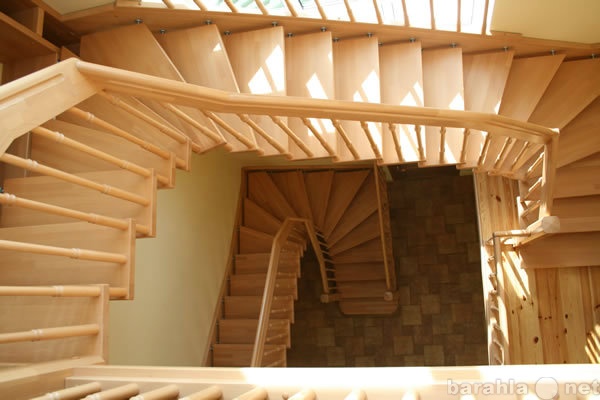 Предложение: Изготовление деревянных лестниц под ключ