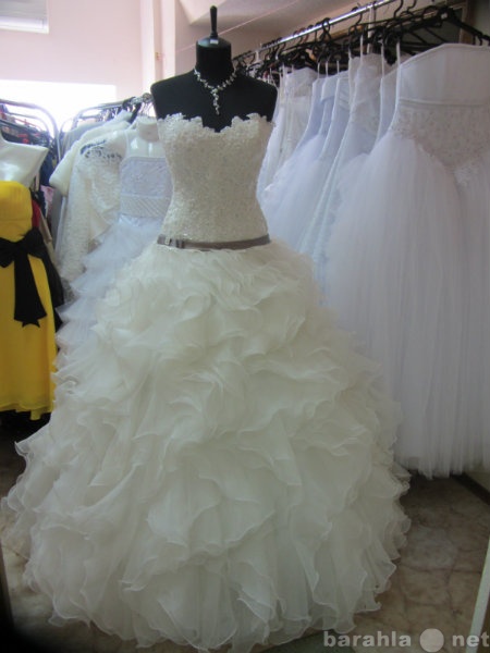 Предложение: Прокат свадебных платьев из Украины.