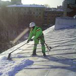 Предложение: уборка снега на территории и на крышах