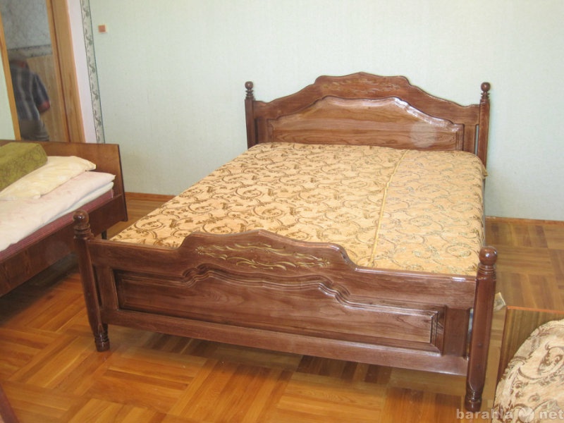 Предложение: Кровати из натурального дерева