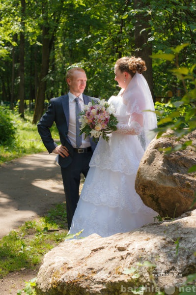 Предложение: Свадебный фотограф и видеосъемка свадеб
