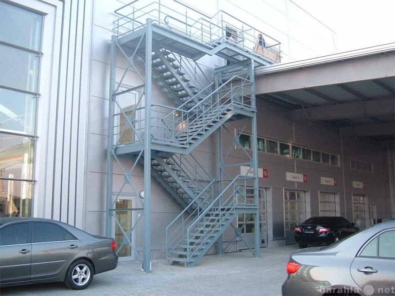 Предложение: Лестница металлическая