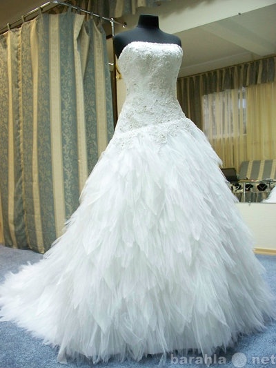 Предложение: Химчистка Свадебных платьев
