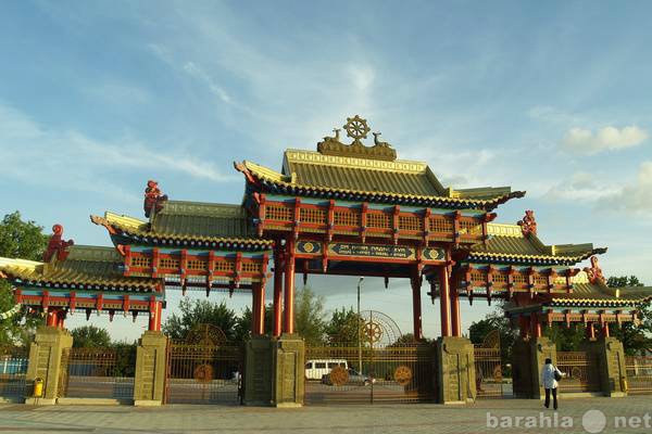 Предложение: Золотые Буддийский храмы Калмыкии