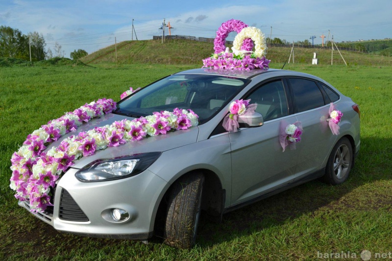 Предложение: Свадебные украшения на машину
