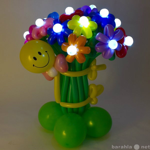 Предложение: Букет со светящимися ромашками из шаров