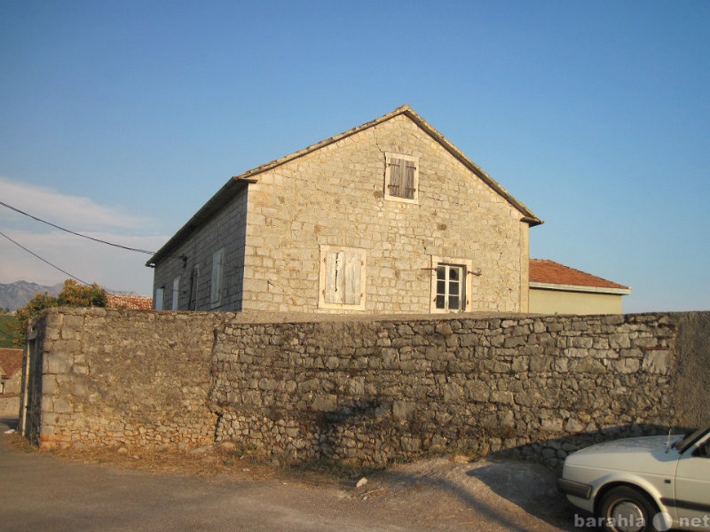 Продам: Старинный каменный дом в Черногории