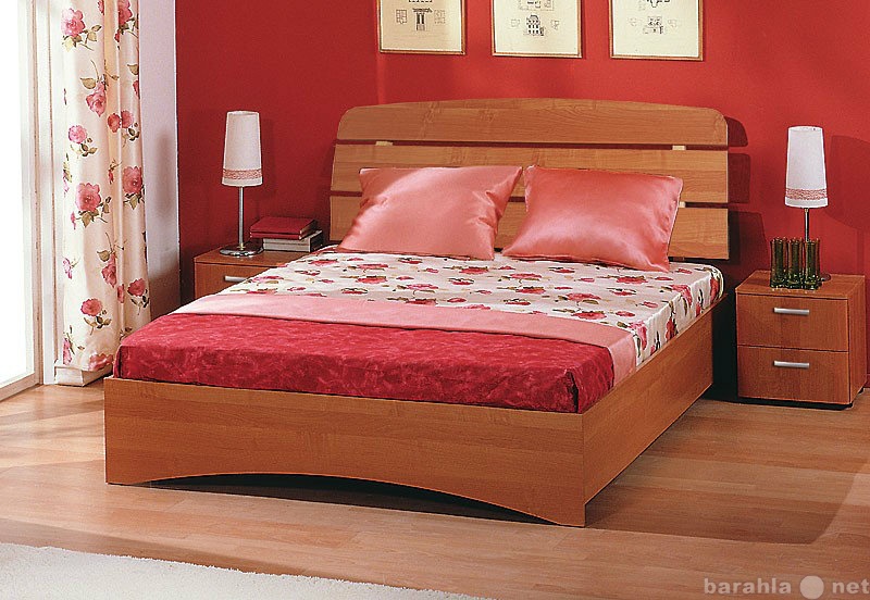 Мебель полуторка. Кровать двуспальная рыжая. Кровать двуспальная цвет вишня.