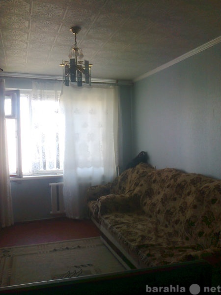Продам: 1-комнатную квартиру с балконом