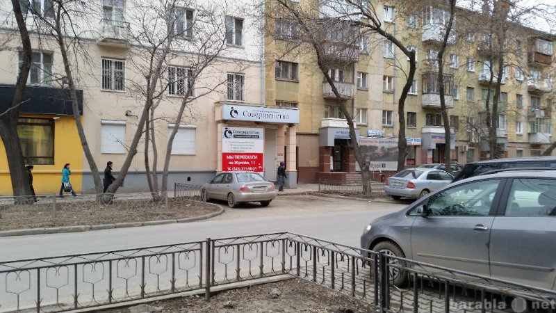 Сдам: Торговая площадь 60